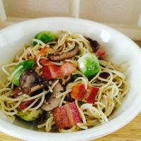 Bacon, Brussels Sprouts, and Mushroom Linguine_image