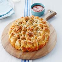 Parmesa-Garlic Monkey Bread image
