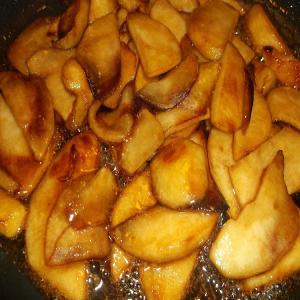 OLD-FASHIONED FRIED APPLES_image