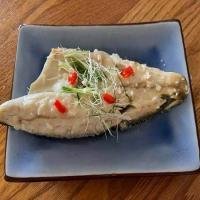 Thai Bass Filet w Lime Chili Garlic Sauce_image