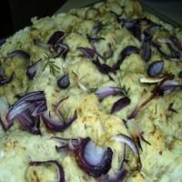 Red Onion, Garlic and Rosemary Focaccia_image