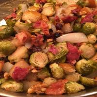 BONNIE'S ROASTED BRUSSELS SPROUTS AND PEARS_image