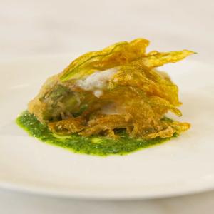 Fried Squash Blossoms with Salsa Verde_image