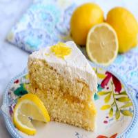 Southern Lemon White Cake With Lemon Curd image