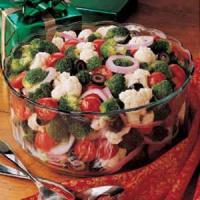 Colorful Vegetable Salad image