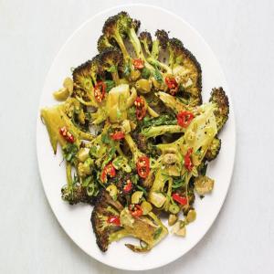 Roasted Broccoli Steaks with Olive Relish_image
