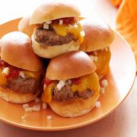Texas Hold-Ums Mini Chipotle Beef Burgers with Warm Fire Roasted Garlic Ketchup image