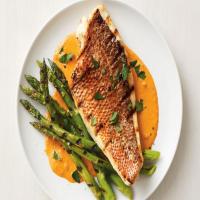 Grilled Snapper and Asparagus with Red Pepper Sauce_image
