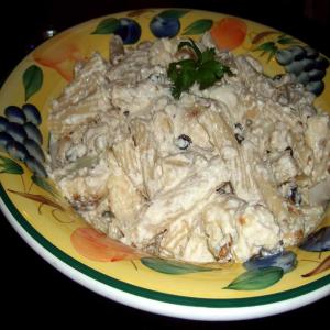 Pasta With Cauliflower, Currant and Nuts_image