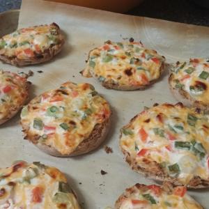 English Muffin Hors d'Oeuvres_image