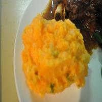 Mashed Sweet and Russet Potatoes With Herbs_image