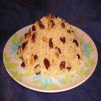 Mesfouf Qsentena - Sweet Couscous With Dates & Nuts_image