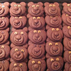 Chocolate Teddy Bear Cookies_image