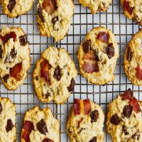 BAKER'S ONE BOWL Bacon & Chocolate Chunk Cookies_image