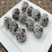 No Bake Munchkins / Chocolate Coconut Balls Recipe - (3.9/5)_image