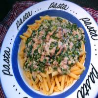 Salmon and Spinach Pasta image