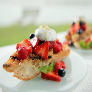 Sweet and Crispy Spiced Bread and Berries image