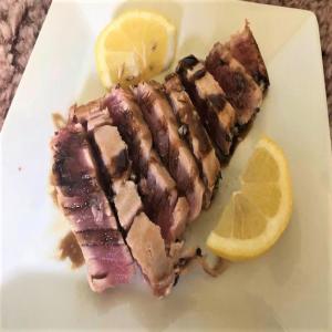 Spiced Rubbed Tuna Steaks with Balsamic Reduction_image