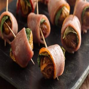 Gluten-Free Bacon Wrapped Figs_image
