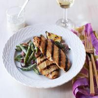 Grilled Chicken with Green Beans and Buttermilk Dressing_image
