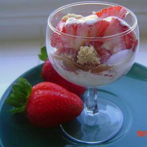 Maple Sauce for Strawberries_image