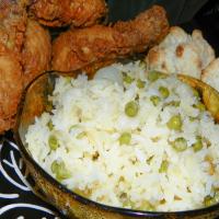 Orange Rice With Peas and Pearl Onions_image