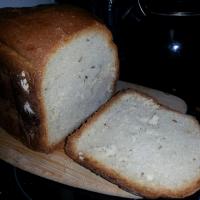 Super Easy Rosemary Bread Machine Bread_image