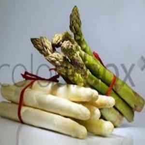 Green and White Asparagus Salad_image