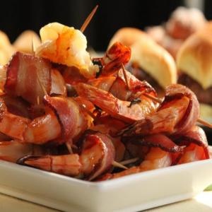 Bacon Prawns with Cheese Dip_image