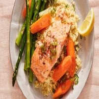 Miso Salmon with Asparagus and Carrots image