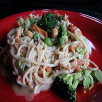 Fast and Simple Veggieful Peanut Pasta for Two_image