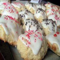 Soft Buttermilk Cookies image