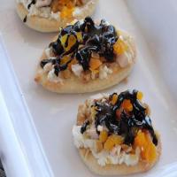 Simply Divine! Open-Faced Grilled Chicken & Apricot Sammies_image