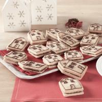 Decorated Shortbread Cutouts with Nutella® hazelnut spread_image