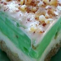 Pistachio Pudding Dessert_image