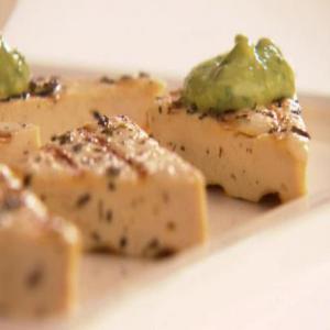 Grilled Herbed Tofu with Avocado Cream_image