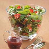 Strawberry Spinach Salad with Raspberry Poppy Seed Dressing_image