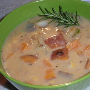 Creamy Vegan Sweet Potato and Corn Chowder_image