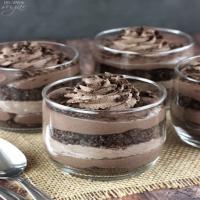 Mini Baileys Chocolate Cheesecake Trifles Recipe - (4.5/5)_image