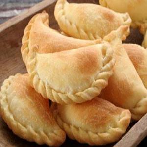 Beef pasties with mint, ginger and peas_image