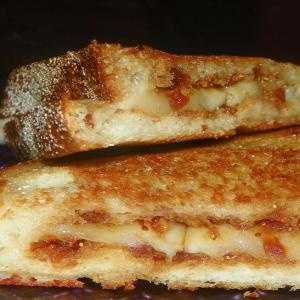 Fontina Grilled Cheese Sandwiches w/Fig Jam for 2_image