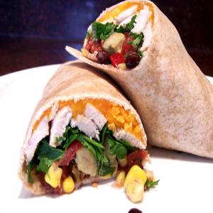 Chili-Lime Chicken and Avocado Wraps_image