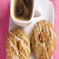 Almond-Oatmeal Crispies image