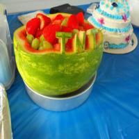 How to Carve a Watermelon Basket_image