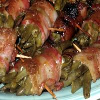 Bacon Wrapped Green Beans Bundles_image