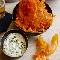 Sweet Potato Chips Dusted with Chili Powder_image