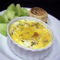 Baked Eggs With Herbs_image