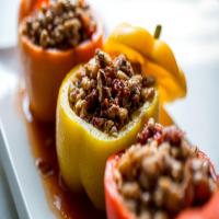 Peppers Stuffed with Farro and Smoked Cheese_image