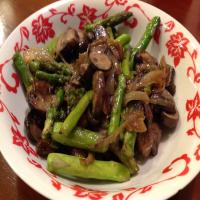 Buttery Pan Roasted Mushrooms and Asparagus image