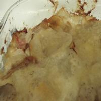 Scalloped Potatoes With Canadian Bacon_image